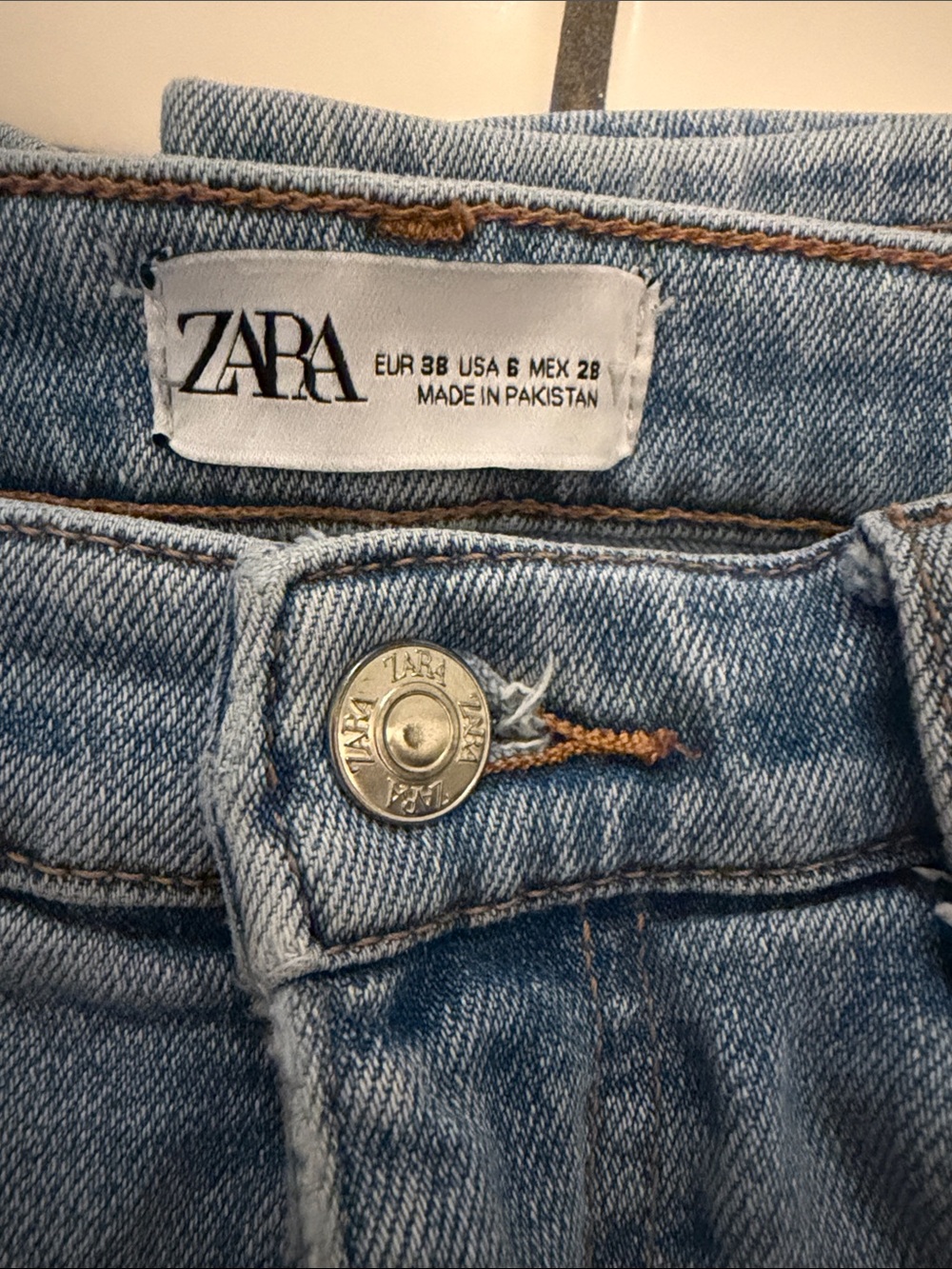 Zara Light Blue Skinny Jeans - Picture 3 of 3